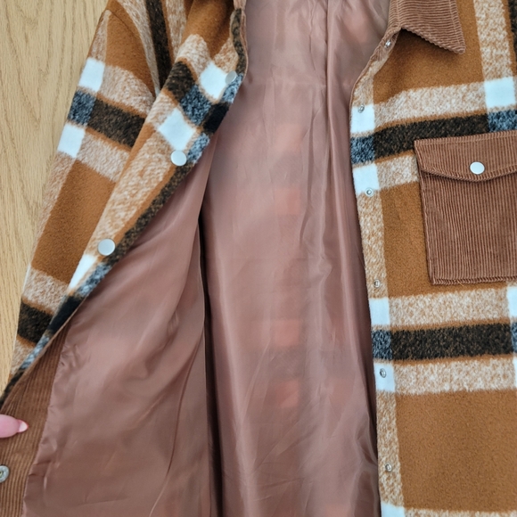 Vigoss Oversized Wool Blend Plaid Shacket NWOT - Picture 7 of 8